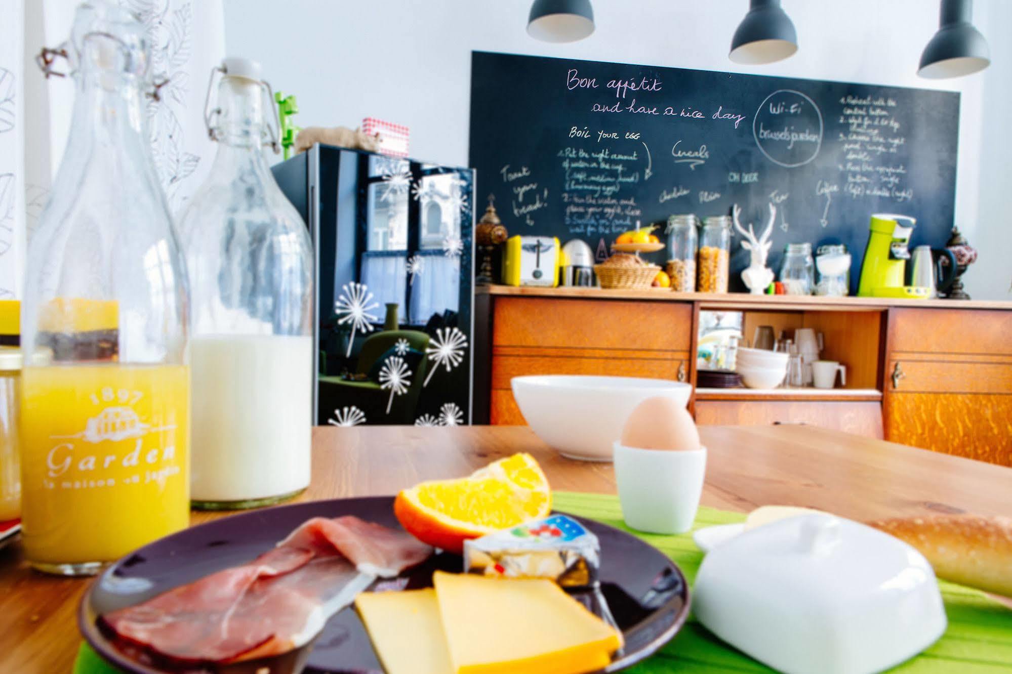 Etterbeek B&B Place Jourdan المظهر الخارجي الصورة